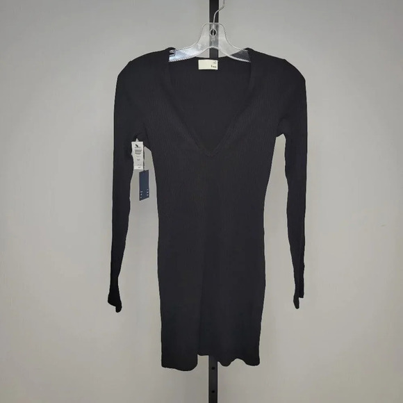 Aritzia Wilfred Free Rocio Ribbed  Dress - Picture 2 of 6